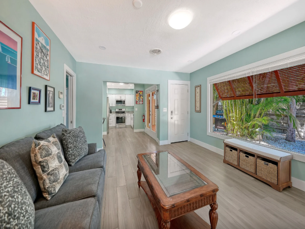 Luxury Lido Key Vacation Home -Private Pool & Beach Access